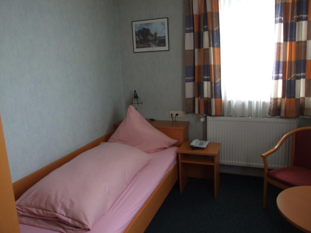 Gaestehaus Palmengarten Нюрнберг Номер фото