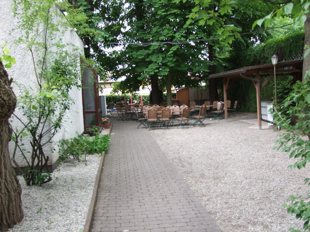 Gaestehaus Palmengarten Нюрнберг Экстерьер фото